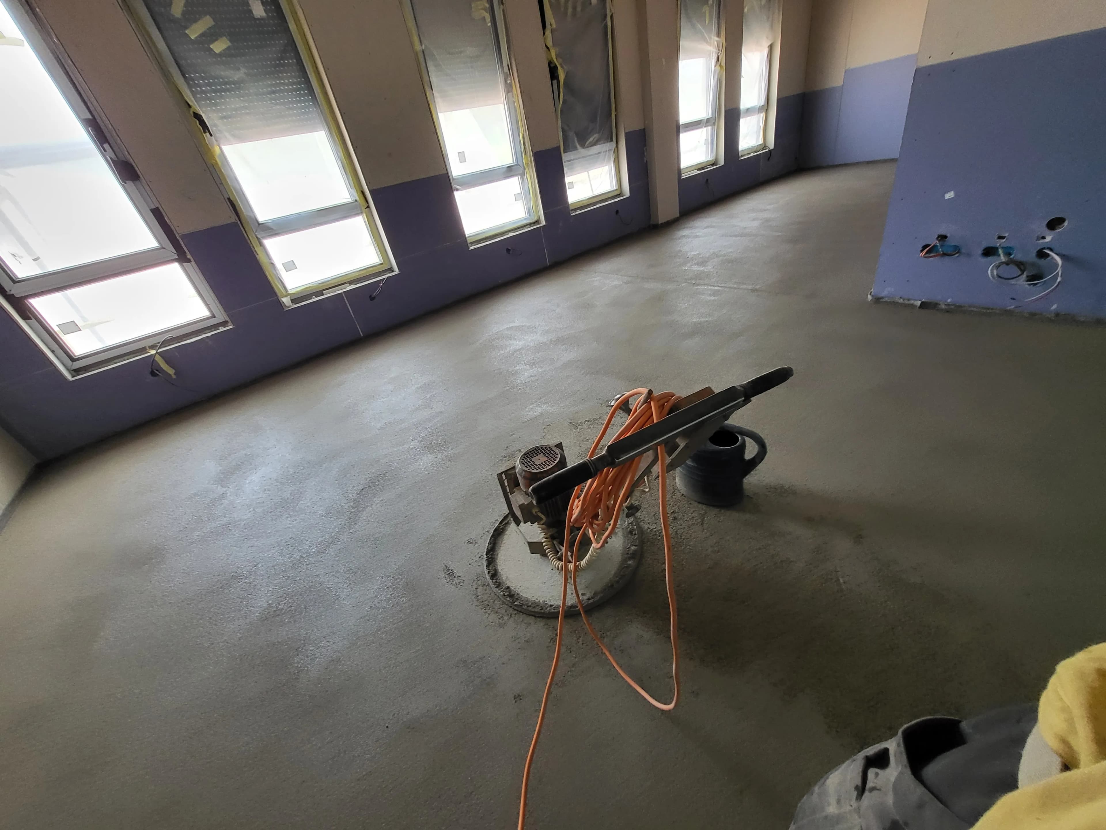 Mašinska glazura, Bolnica Trebinje