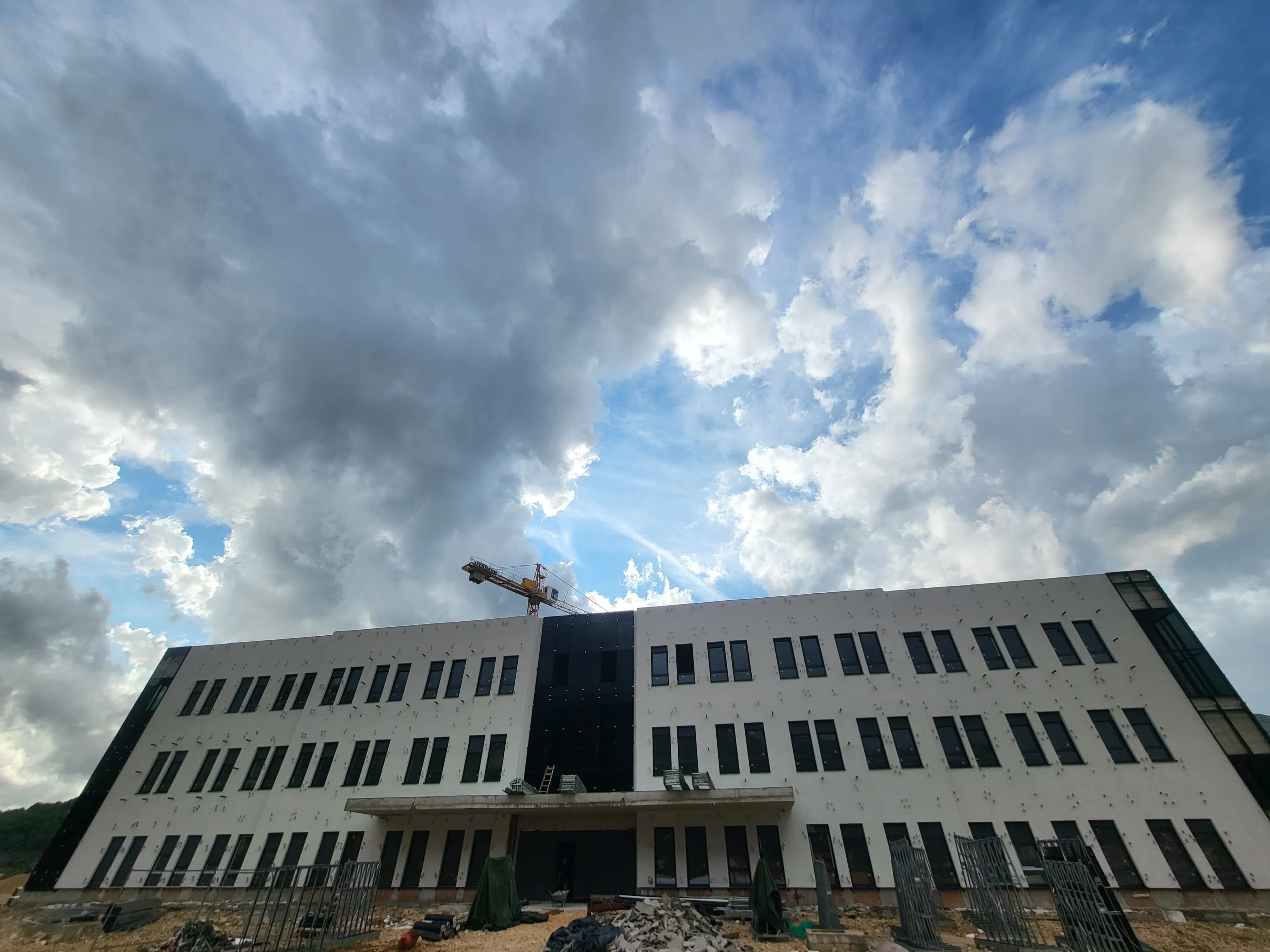 Mašinska glazura, Bolnica Trebinje